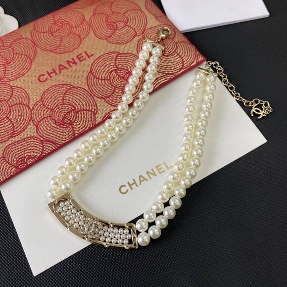 Chanel Pearl necklace - Picture 2 of 5